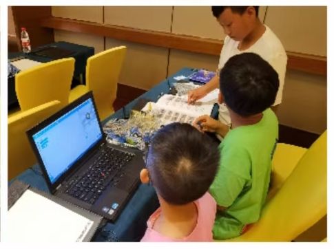 北京教师培训少儿编程兼容乐高积木机器人课程培训