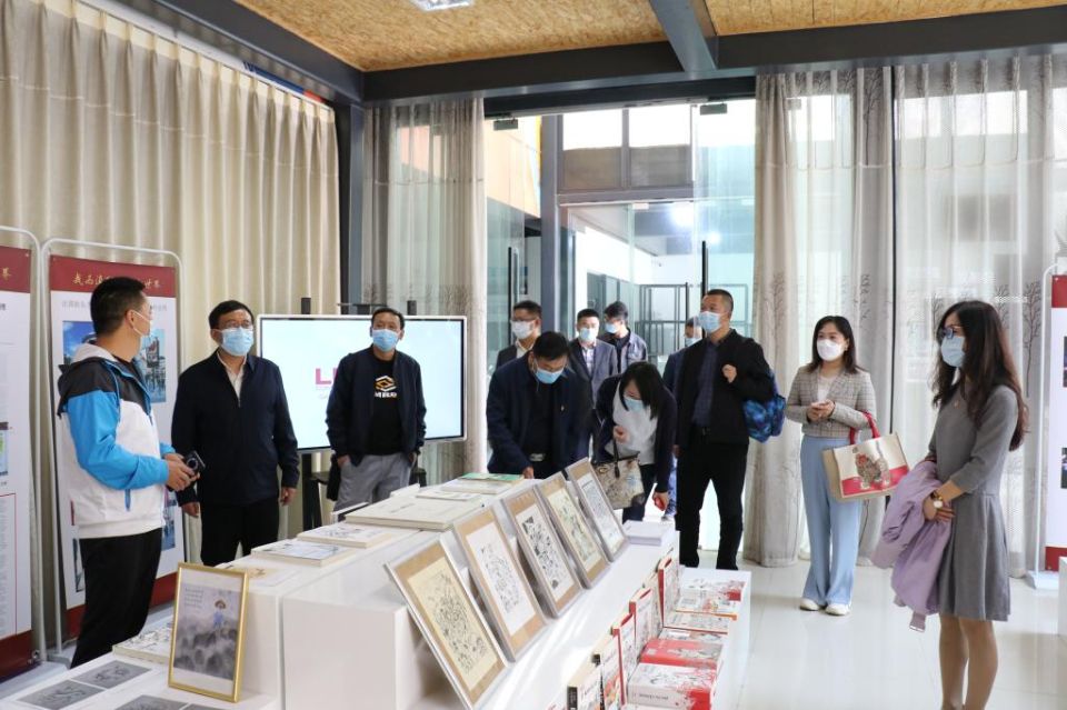 2022年云南旅游职业学校的院系专业有哪些？