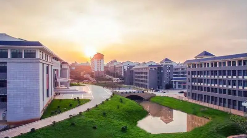 2022年云南城市建设职业学院三年制中专