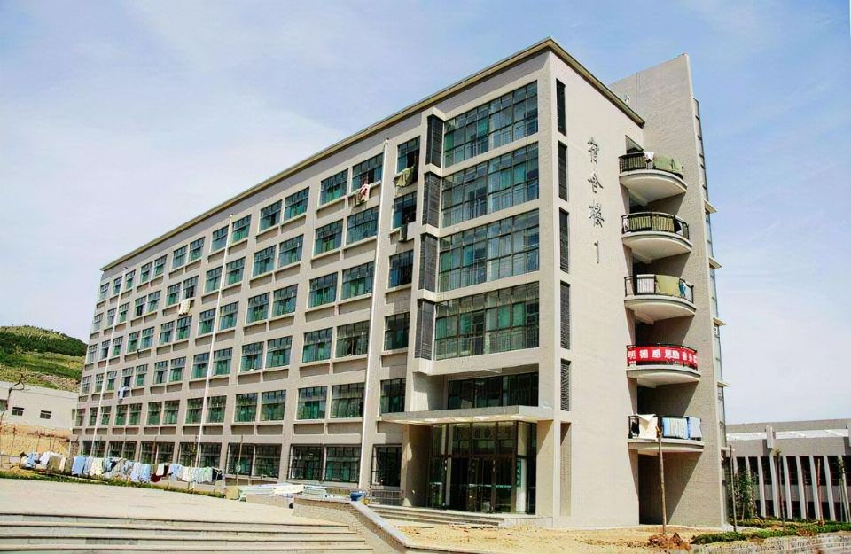 2022云南司 法警官职业学 院学校地址|在哪里|占地面积