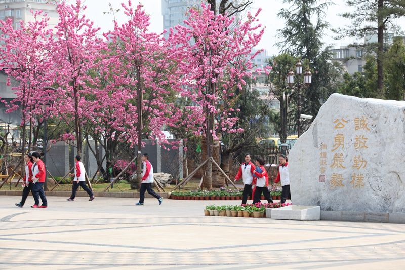 2022年云南高中学校|高考复读学校排名昆一中度假区分校（金岸中学）