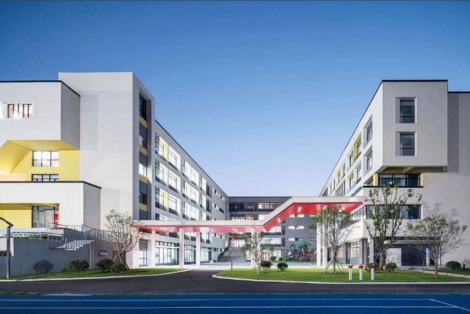 2022年云南商务职业学 院学校排名   