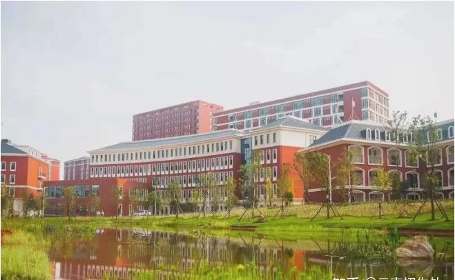 2022年云南经贸外事职业学 院热门院校|学 院排名