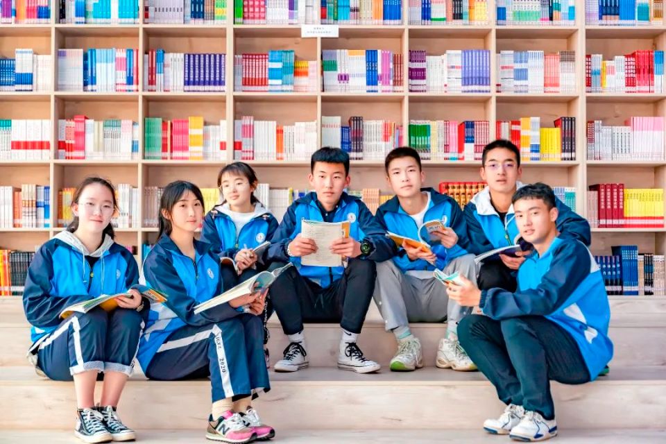 云南经济管理学 院附属高级中学学校环境|住宿环境|食堂环境