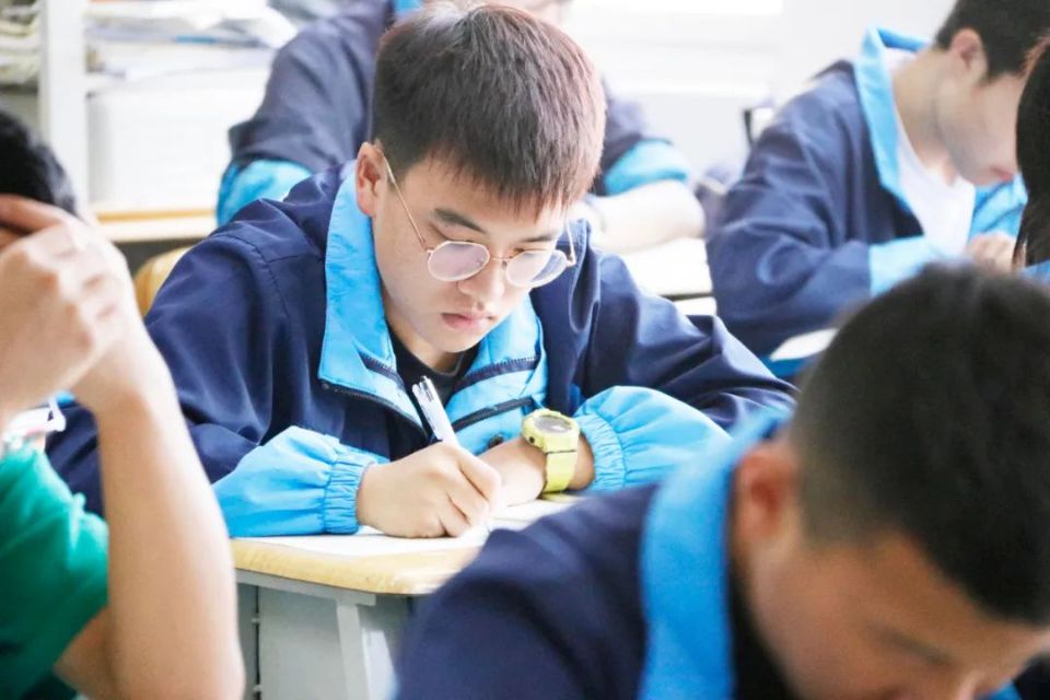2022年云南衡水实验中学补习学校招生简章|招生计划|招生要求