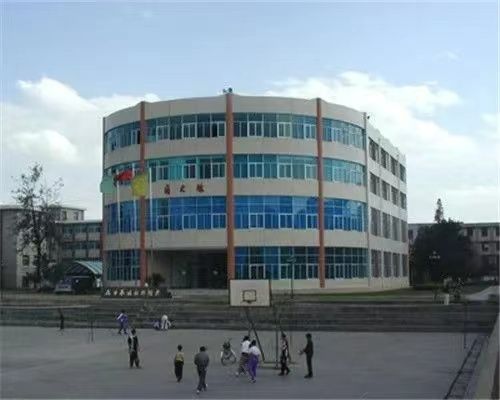 云南旅游职业学校食堂环境|食堂条件