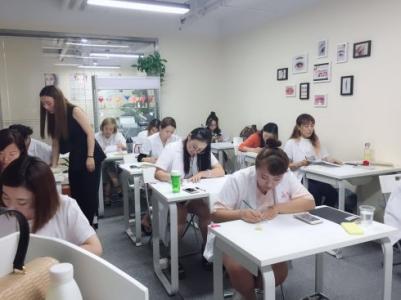 正规纹绣培训班开课了