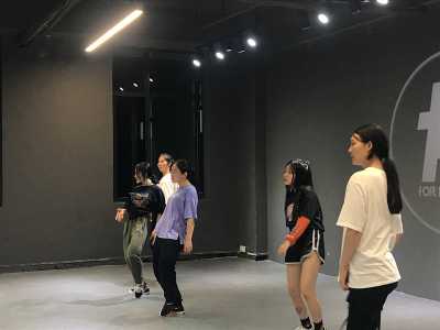街舞专业培训班-实践教学