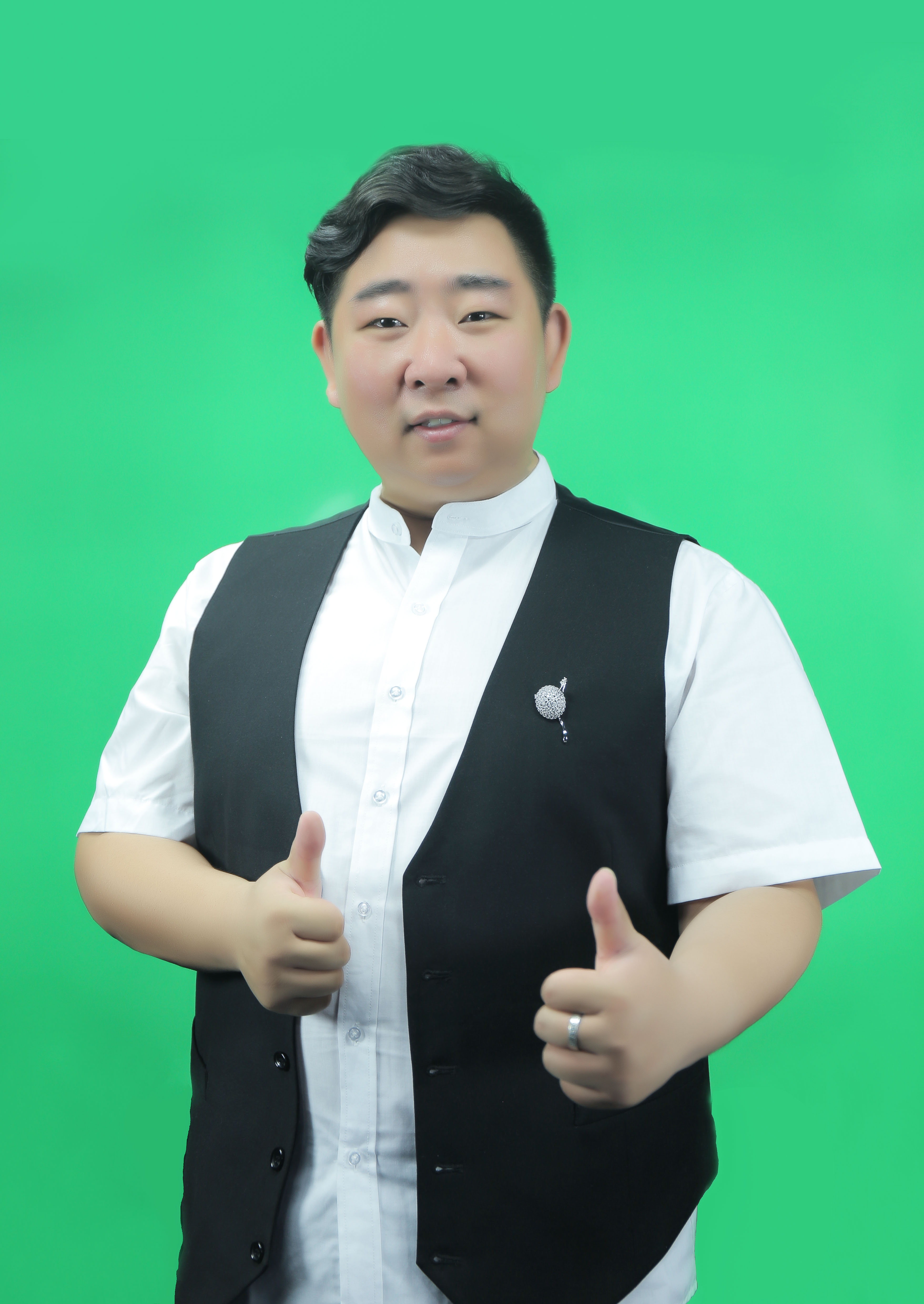 老师名称:衣铖老师 老师名称:衣铖老师