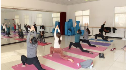 瑜伽山东健身培训