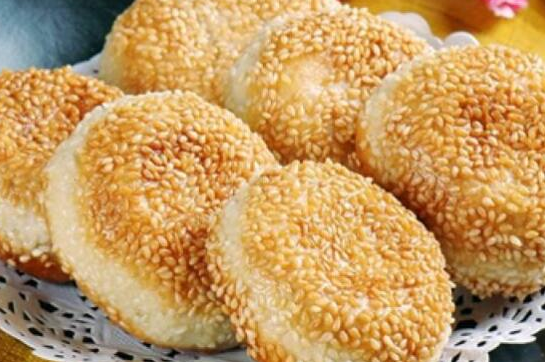 芝麻饼技术保定培训班 芝麻饼技术保定培训班