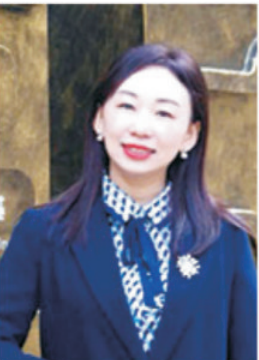 邱华.png